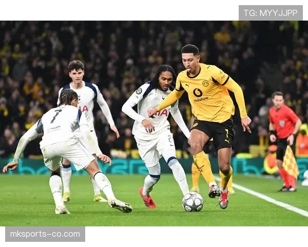 多特关键比赛表现波动，对赛季走势形成制约